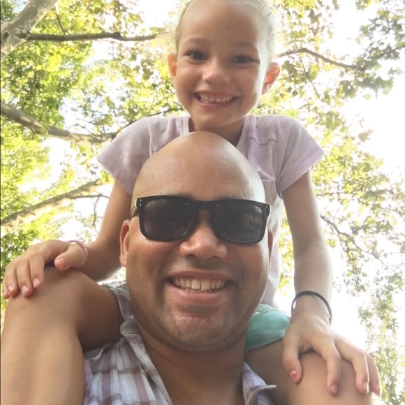 Meet your Posher, Lee - Picture 2 of 2